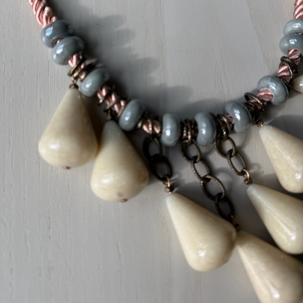 Anthropologie Cream and Silver Teardrop Necklace - Picture 3 of 5